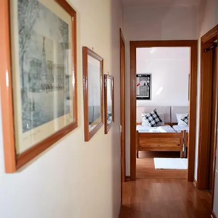 Fantastic House With Garden Вилла