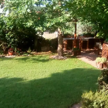 Fantastic House With Garden * Сере