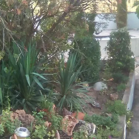 Вилла Fantastic House With Garden Сере