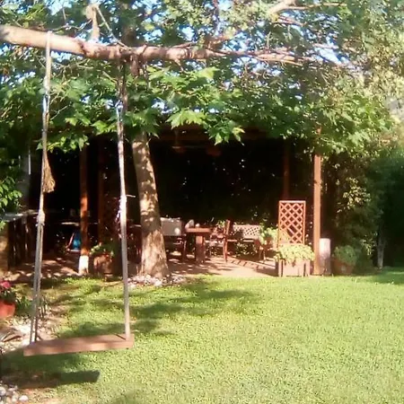 Вилла Fantastic House With Garden *