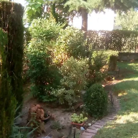 Вилла Fantastic House With Garden Сере